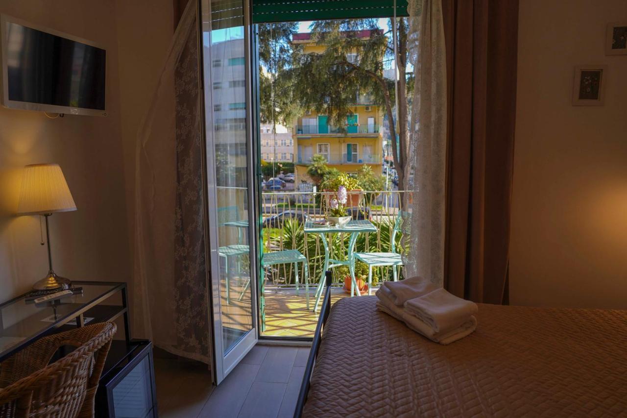 Bed and Breakfast Anthea Bb Napoli Экстерьер фото
